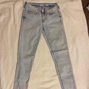 Levi skinny jeans